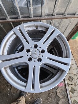 Litá kola Mercedes 18 - 11