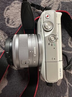 Canon EOS M10 White + EF-M 15-45mm F3.5 - 6.3 IS STM - 11