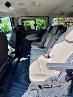 Ford Tourneo Custom Titanium 8. místné. - 11
