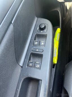 volkswagen golf V - 11