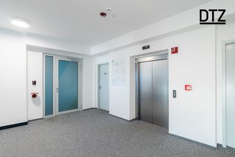 Pronájem kanceláří v moderní budově s parkováním, Liberec II - 11