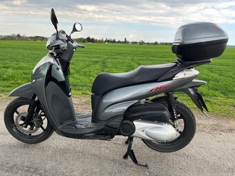 Honda SH 300 - 11