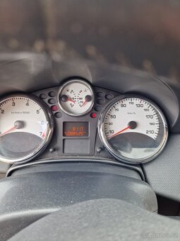 Peugeot 207 - 11