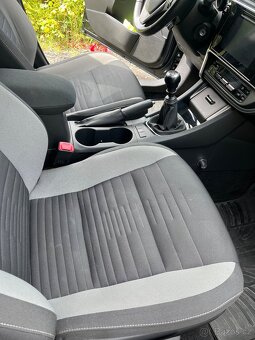 Toyota auris 1,6 LPG - 11