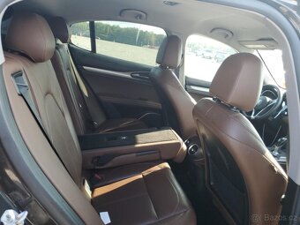 Alfa Romeo Stelvio Sport 2018 - 11