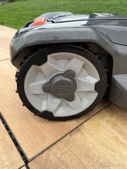 Robotická sekačka Automower 310 Mark II (záruka) - 11