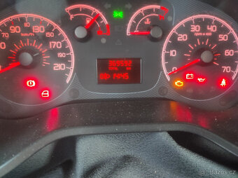 FIAT DOBLO 1,3 66kw r.v.2010 - 11