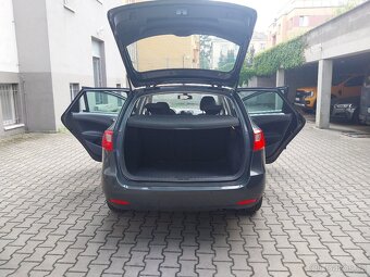 Seat Ibiza 1.6. TDI 2010, manuál - 11