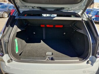 Volvo EX30 315kW TWIN PERF PLUS PANO 1MAJITEL - 11