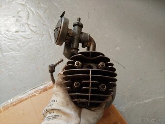 Jawa 550,555 - 11