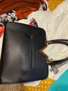 Dámské oblečení L/XL - 11