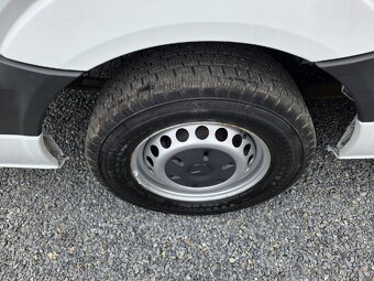 Mercedes-Benz Sprinter
2.2 CDI 310 6 míst - 11