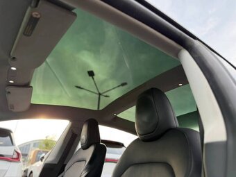 2024 Tesla Model 3 Long Range - 11