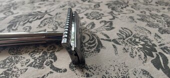 Holící strojek YAQI SE Katana - 11