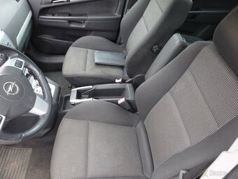 Opel Zafira 1.9 CDTI r.v.2011(7 míst)110kw AUTOMAT - 11