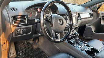 Volkswagen Touareg 3.0 TDI Automat 4X4 r.v. 2017 - 11