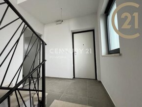 Prodej bytu 4+kk (95 m2) s privátní střešní terasou s výhled - 11