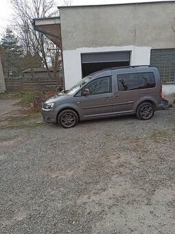 VW Caddy 2.0CNG - 11