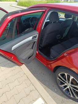 Volkswagen Golf VII 1,4 Tsi dsg výbava CUP - 11