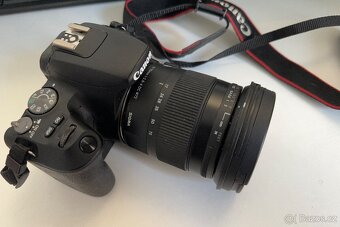 Canon EOS 200D - 11