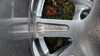 Mazda 3 zimní pneumatiky 205/60R16 elektrony 6,5Jx16 5x114,3 - 11