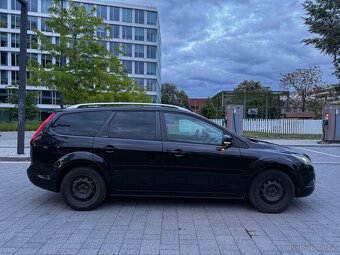 Ford Focus 1.8 92 kW, r.v. 2009, kombi, benzín - 11