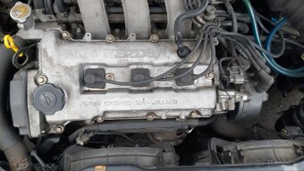 Mazda 323F BA 1995 REAL Street - 11