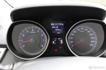 Hyundai i30 1.6 88Kw, ČR, Tažné jen 2 majitelé - 11