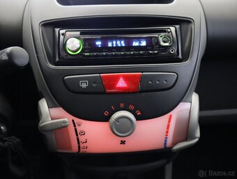 Peugeot 107 1.0, 2008, 50 kW, 69 285 km - 11