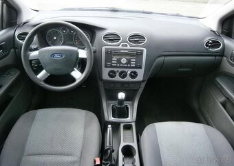 Ford Focus 1.6i benzín manuál 85 kw - 11