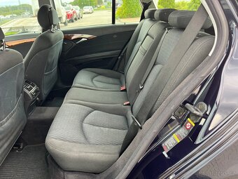 Mercedes-Benz E 270CDI KOMBI - 11