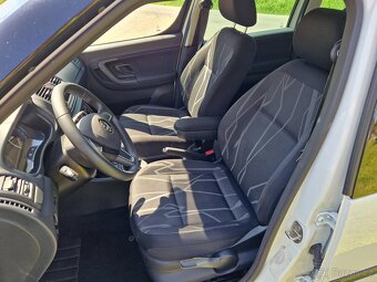 Škoda Roomster 1,4 16 V 63 KW, najeto pouze 31 tis. digikli - 11