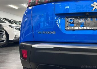 Peugeot 2008 e-2008 GT 50kWh Zaruka 1rok 100 kw - 11