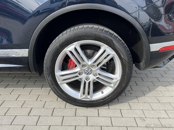 Volkswagen Touareg 3.0TDi193KwR-Line,173 tkm, cena s DPH - 11