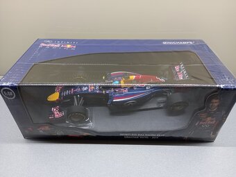 F1 INFINITI RED BULL RB10 2013 VETTEL MINICHAMPS 1:18 - 11