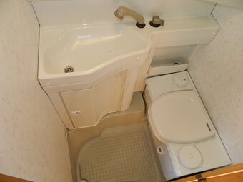 Karavan Hymer Eriba - 11