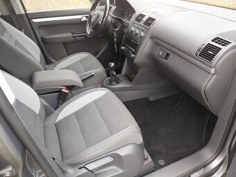 Volkswagen Touran 2.0 103 kw Life, 2013 - 11