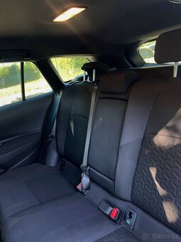 TOYOTA COROLLA 1.8 HYBRID - 11