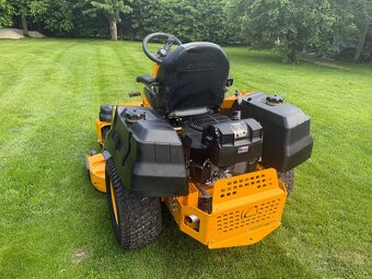 Výkonný profesionální mulčovač CUB Cadet Z1 - 11