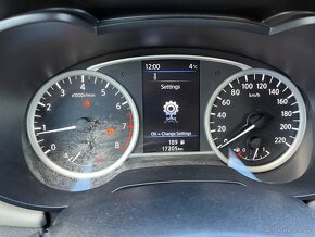 Nissan Micra TEKNA 1,0 i  2020  jen  17000km - 11