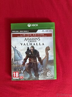 Microsoft Xbox One X, 1 TB - 11