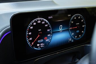 Mercedes-Benz EQC 400 4MATIC AMG line 300kw / AJ NA SPLÁTKY - 11