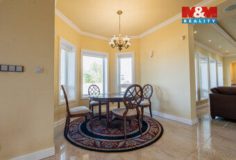 Prodej rodinného domu, 429 m², Louny, ul. Březinova - 11