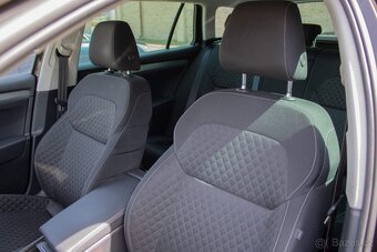 Škoda Superb 2.0 TDI SCR Live DSG - 11