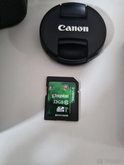 Canon EOS 600D + 2 objektivy + brašna + 32 GB SD karta - 11