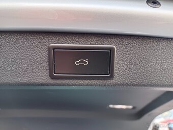 Škoda Superb 3 Combi Style 2.0TDI 140kW DSG Matrix ACC Navi - 11