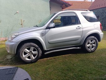 Toyota RAV 4 - 11