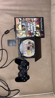 Prodám herní konzoli ps2 slim verzi - 11