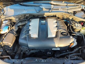 VW-Touareg-3.0 TDI V6-165KW-LIMITED-ORIGINÁL NA PRUŽINÁCH - 11