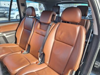 Volvo XC90, D5 7. míst MANUÁL - 11
